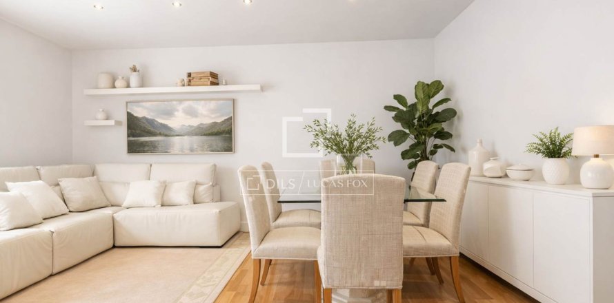 Apartamento de 4 dormitorios en venta en Sant Just Desvern, Barcelona, Cataluña, Spain № 6457