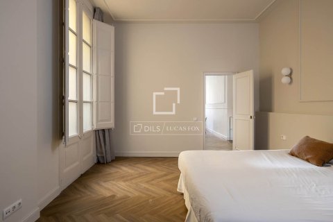 2 bedrooms apartment for sale in Barcelona, Catalonia, Spain № 6454 - photo 25