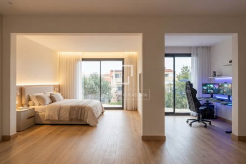 Villa de 4 dormitorios en venta en Vilanova i la Geltrú, Barcelona, Cataluña, Spain № 6458 - foto 18