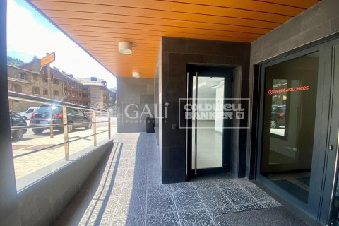 Купить коммерческую недвижимость в Андорра, Испания 75м², № 5620 - фото 15