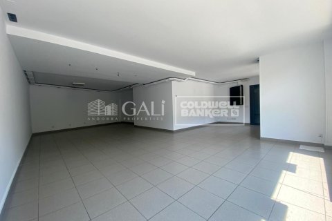 Купить коммерческую недвижимость в Андорра, Испания 75м², № 5620 - фото 3