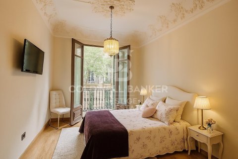 6 bedrooms apartment for sale in Barcelona, Catalonia, Spain № 5622 - photo 7