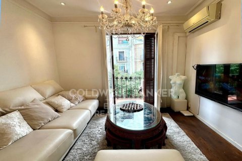 3 bedrooms apartment for sale in Barcelona, Catalonia, Spain № 5618