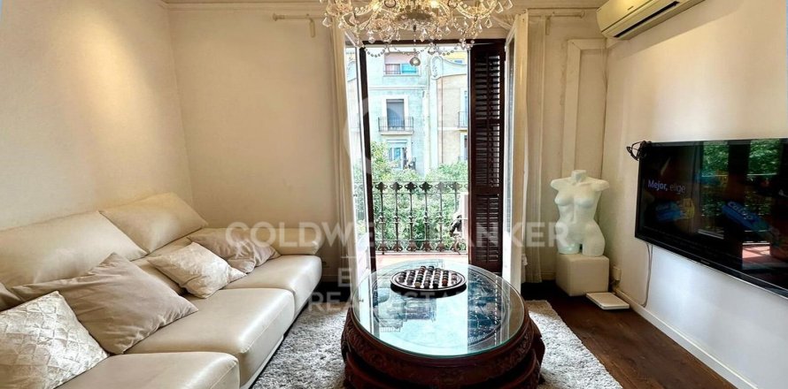 3 bedrooms apartment for sale in Barcelona, Catalonia, Spain № 5618