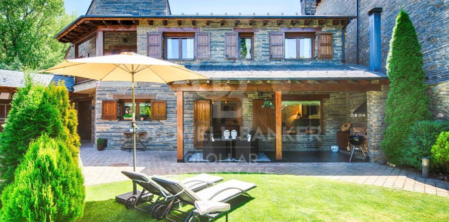 4 bedrooms house for sale in Girona, Catalonia, Spain № 5619