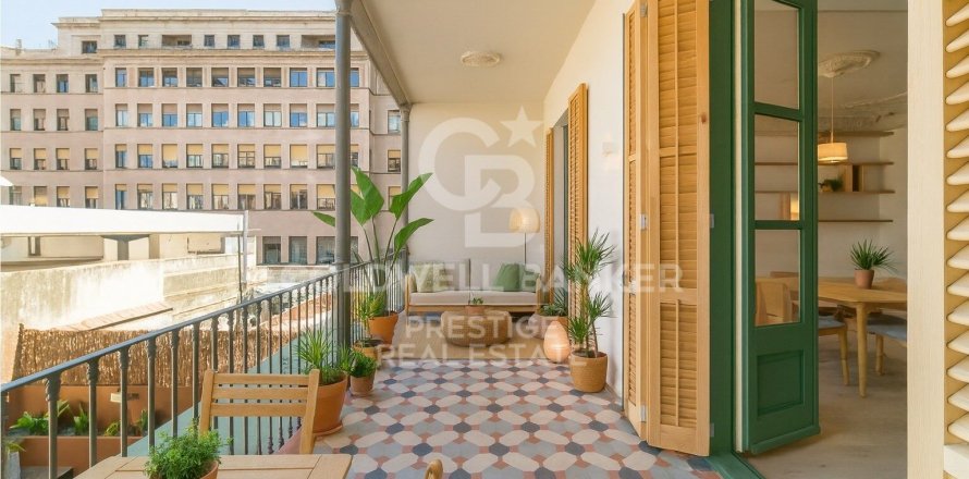 4 bedrooms apartment for sale in Barcelona, Catalonia, Spain № 5520