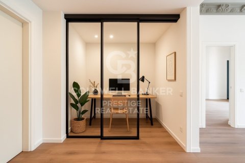 Купить квартиру в Барселона, Испания с 3 спальни, 110м², № 5521 - фото 10