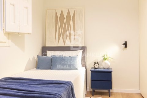 Купить квартиру в Барселона, Испания с 3 спальни, 110м², № 5521 - фото 13