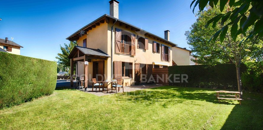 Дом с 3 спальнями в Каталония, Испания № 5519