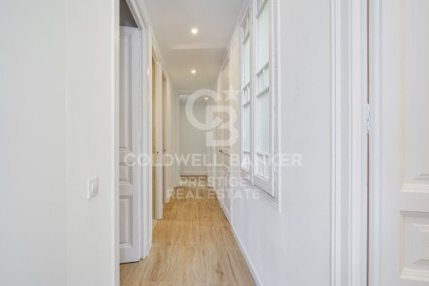 3 bedrooms apartment for sale in Barcelona, Catalonia, Spain № 5518 - photo 21