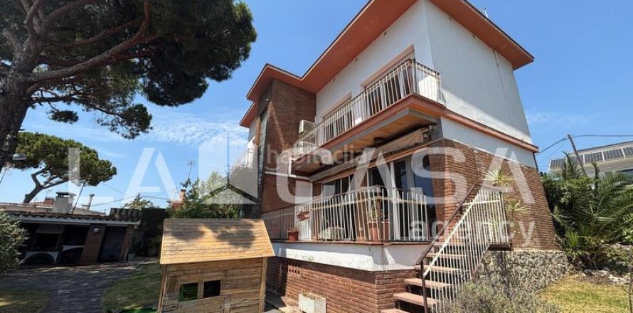 5 chambres house à vendre à Premia De Dalt, Barcelona, Catalonia, Spain № 2099