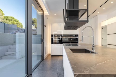 8 chambres villa à vendre à Barcelona, Catalonia, Spain № 3735 - photo 13