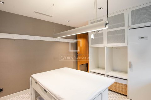 5 chambres apartment à vendre à Barcelona, Catalonia, Spain № 3734 - photo 23