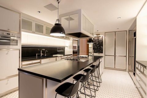 5 chambres apartment à vendre à Barcelona, Catalonia, Spain № 3734 - photo 13