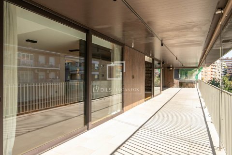 5 chambres apartment à vendre à Barcelona, Catalonia, Spain № 3734 - photo 8