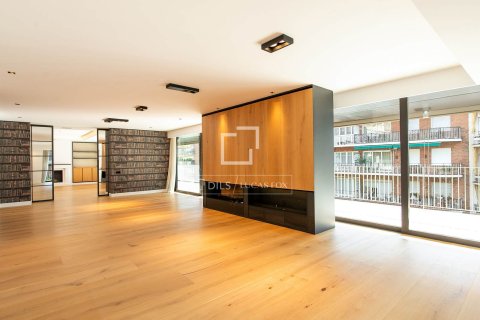 5 chambres apartment à vendre à Barcelona, Catalonia, Spain № 3734