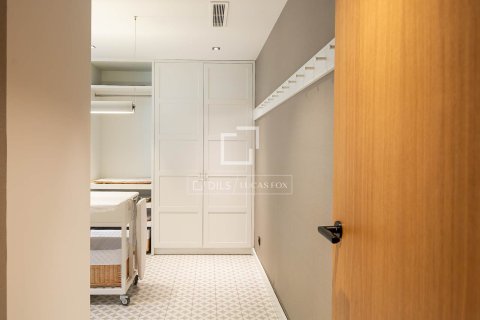 5 chambres apartment à vendre à Barcelona, Catalonia, Spain № 3734 - photo 21