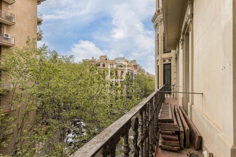 4 chambres apartment à vendre à Barcelona, Catalonia, Spain № 3733 - photo 4