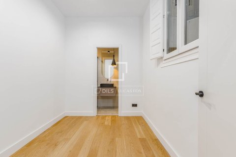 4 chambres apartment à vendre à Barcelona, Catalonia, Spain № 3733 - photo 19