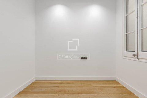 4 chambres apartment à vendre à Barcelona, Catalonia, Spain № 3733 - photo 22