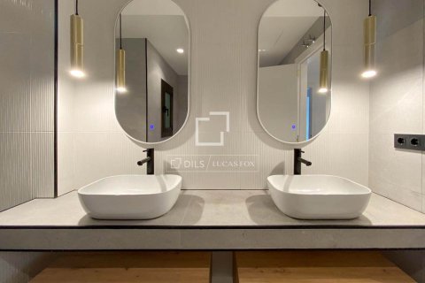 4 chambres apartment à vendre à Barcelona, Catalonia, Spain № 3732 - photo 30