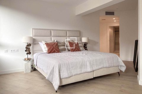 4 chambres apartment à vendre à Barcelona, Catalonia, Spain № 3732 - photo 29