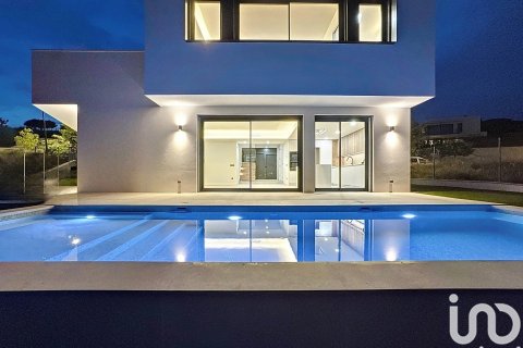 4 bedrooms house for sale in Teia, Barcelona, Catalonia, Spain № 5048 - photo 2