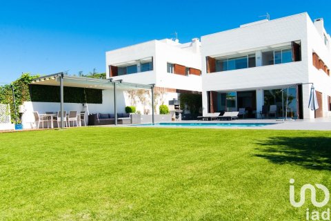 5 bedrooms house for sale in Sant Vicenc De Montalt, Barcelona, Catalonia, Spain № 5047 - photo 3