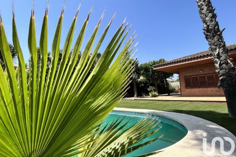 4 bedrooms house for sale in Vilanova i la Geltru, Barcelona, Catalonia, Spain № 5050 - photo 4