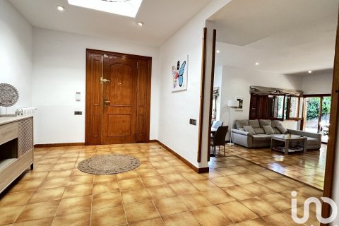 4 bedrooms house for sale in Vilanova i la Geltru, Barcelona, Catalonia, Spain № 5050 - photo 8