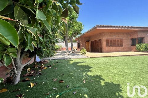 4 bedrooms house for sale in Vilanova i la Geltru, Barcelona, Catalonia, Spain № 5050 - photo 30