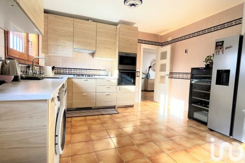 4 bedrooms house for sale in Vilanova i la Geltru, Barcelona, Catalonia, Spain № 5050 - photo 24