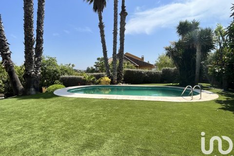 4 bedrooms house for sale in Vilanova i la Geltru, Barcelona, Catalonia, Spain № 5050 - photo 3