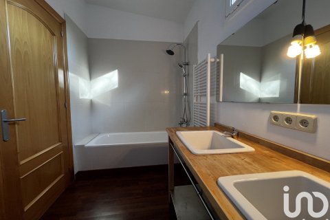 Купить дом в Сан-Фост-де-Кампсентеллес, Испания с 4 спальни, 825м², № 5044 - фото 23