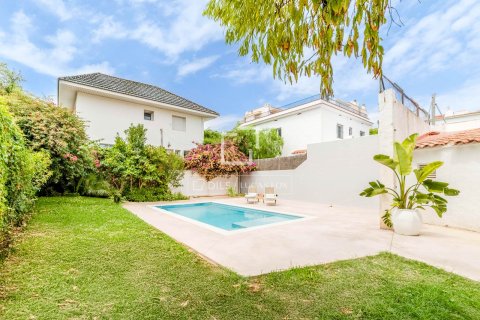 Купить виллу в Ситжес, Испания с 4 спальни, 196м², № 3716 - фото 2