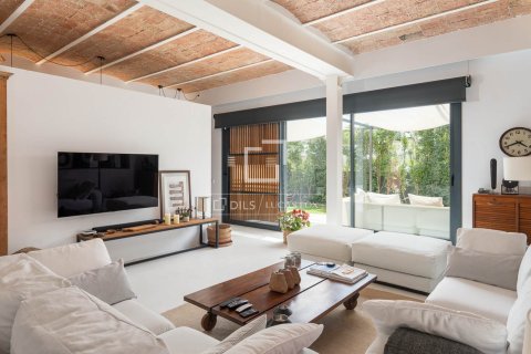 4 chambres villa à vendre à Barcelona, Catalonia, Spain № 3717 - photo 11