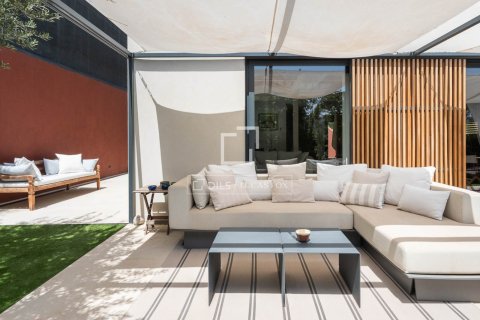 4 chambres villa à vendre à Barcelona, Catalonia, Spain № 3717 - photo 4