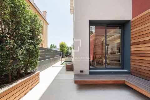 4 chambres villa à vendre à Barcelona, Catalonia, Spain № 3717 - photo 8