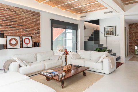 4 chambres villa à vendre à Barcelona, Catalonia, Spain № 3717 - photo 13