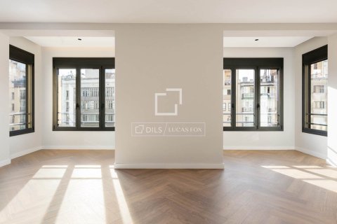 3 chambres apartment à vendre à Barcelona, Catalonia, Spain № 4155