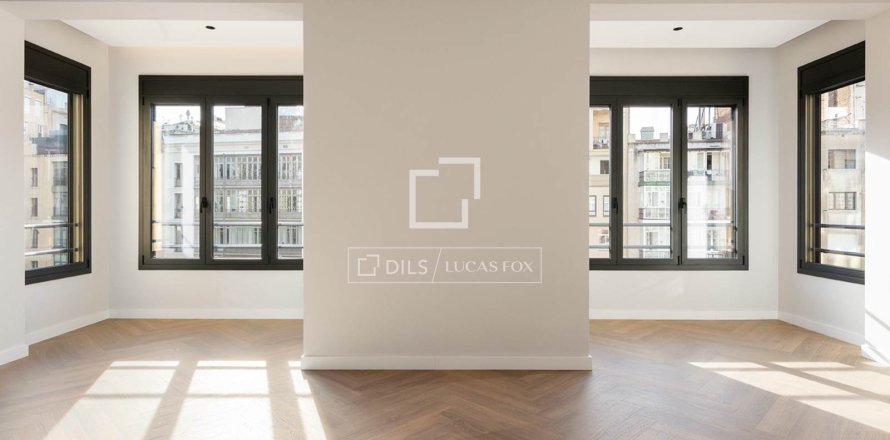 3 chambres apartment à vendre à Barcelona, Catalonia, Spain № 4155