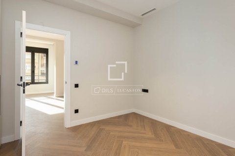 3 chambres apartment à vendre à Barcelona, Catalonia, Spain № 4155 - photo 16