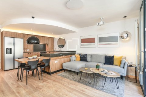 4 chambres apartment à vendre à Barcelona, Catalonia, Spain № 4152 - photo 5