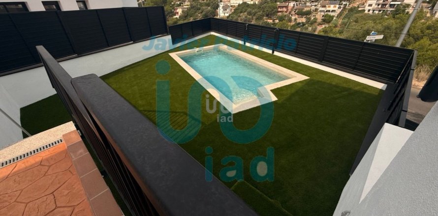 Дом с 3 спальнями в Калафелле, Таррагона, Каталония, Испания № 2795