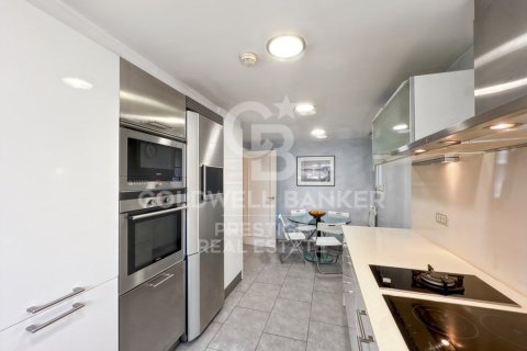 Купить таунхаус в Эсплугес-де-Льобрегат, Испания с 6 спален, 313м², № 2502 - фото 11