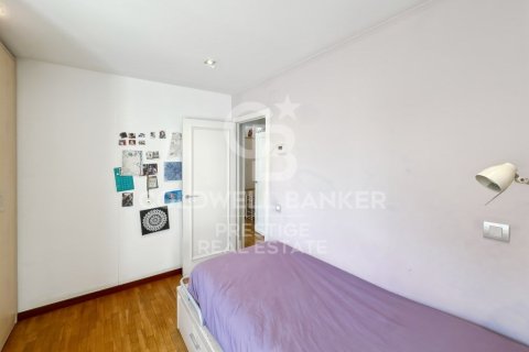 Купить таунхаус в Эсплугес-де-Льобрегат, Испания с 6 спален, 313м², № 2502 - фото 17