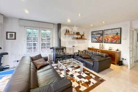 Таунхаус с 6 спальнями в Эсплугес-де-Льобрегате, Барселона, Каталония, Испания № 2502