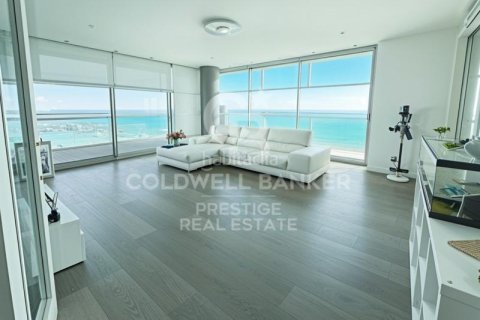 Купить квартиру в Сан-Марти, Барселона, Испания с 3 спальни, 149м², № 2505 - фото 3