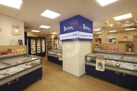 Купить магазин в Сантс-Монтжуик, Барселона, Испания 575м², № 5156 - фото 3