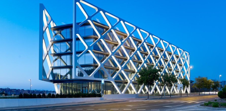 Коммерческая недвижимость 2205м² в Сан-Жуст-Десверне, Барселона, Каталония, Испания № 1211